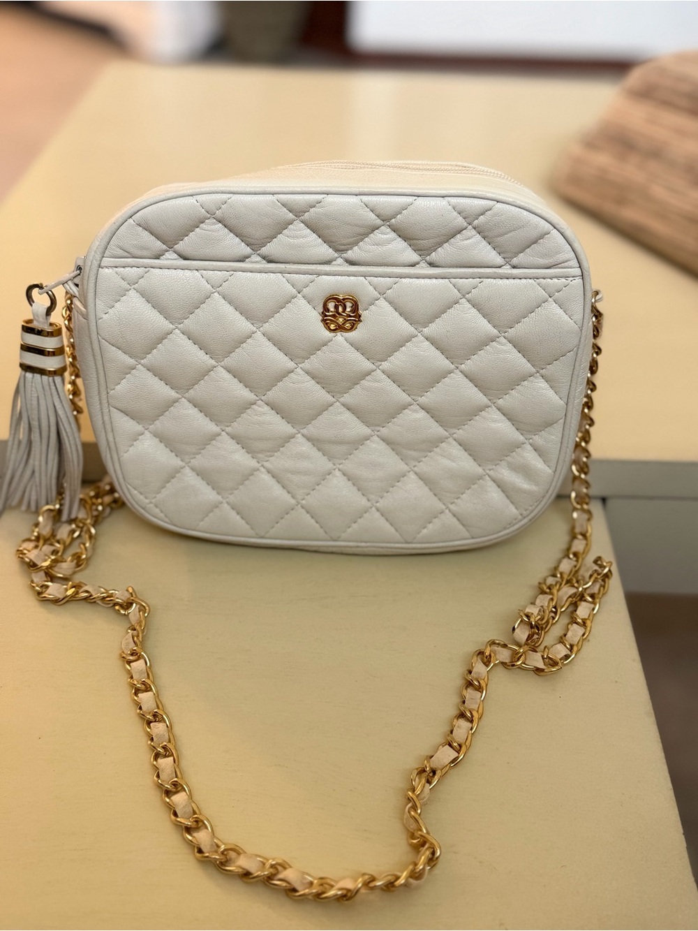 Vintage Al & Phil Paris Quilted White Leather Crossbody Bag with Gold Chain